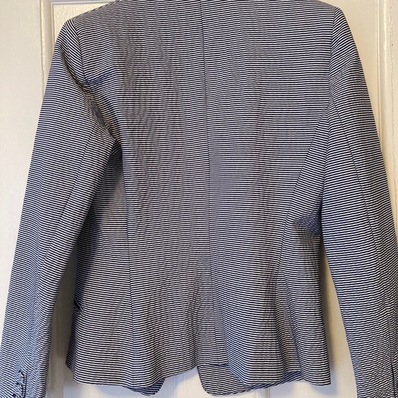 MNG by Mango, circa 2014. Corded Navy Cotton blend jacket- worn once! US size 8 - Picture 3 of 12